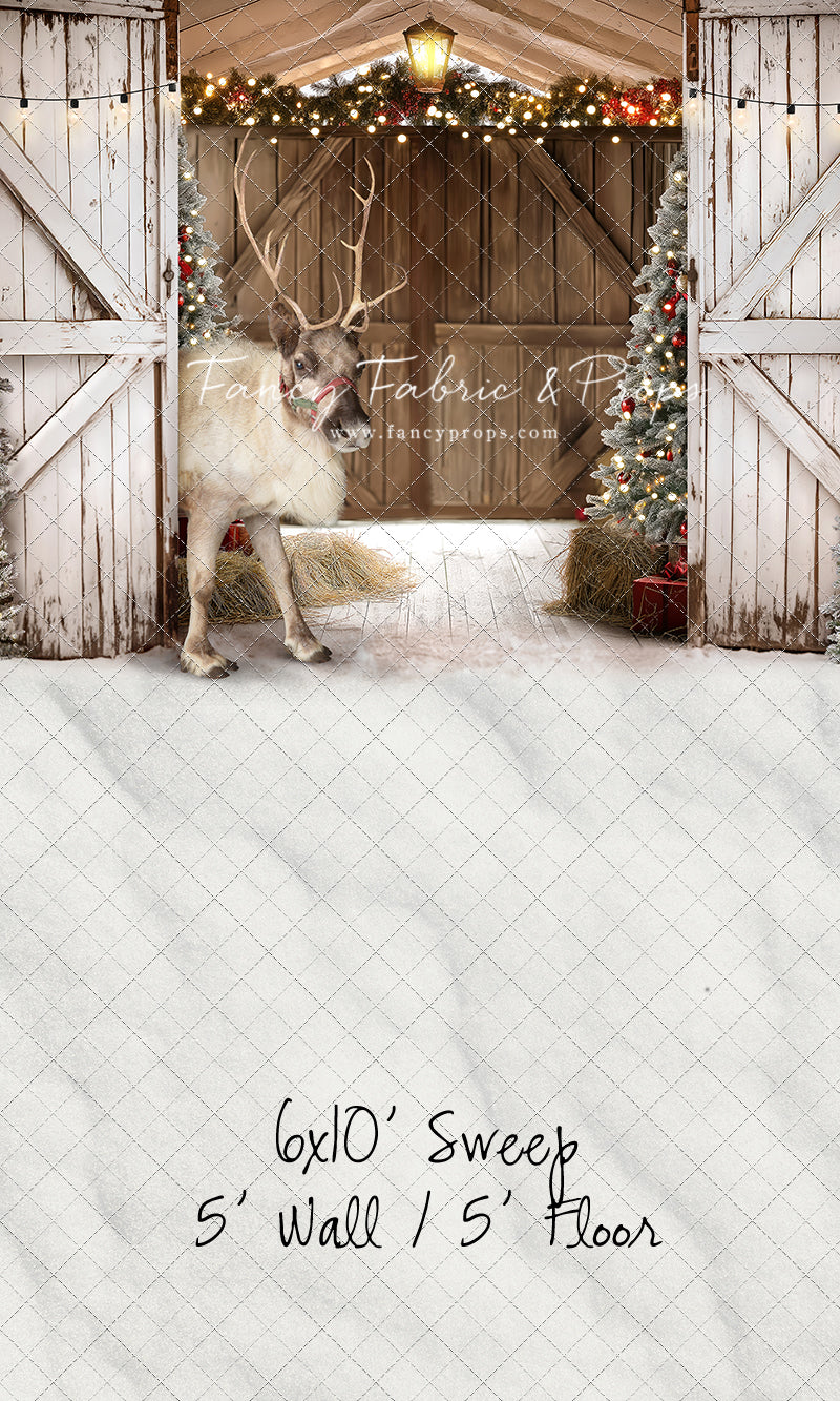 St Nick's Stable - WITH Reindeer - With Sweep Option