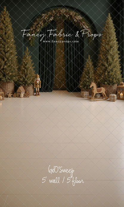 Emerald Christmas Arch - With Sweep Option