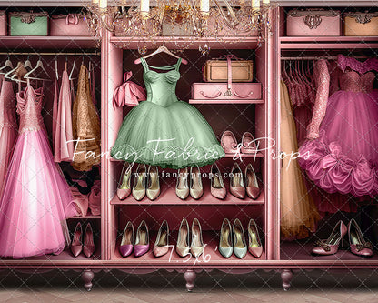 Barbie's Fabulous Wardrobe - Green Dress Option - With Sweep Option