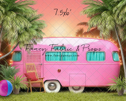 Barbie's Glamper Getaway - Grass Floor - With Sweep Option