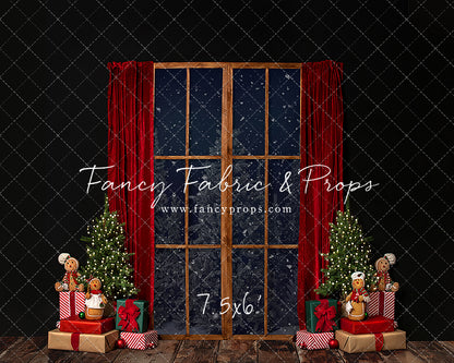 Gingerbread Mantle Window