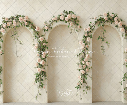 Cream Rose Courtyard - With Sweep Option