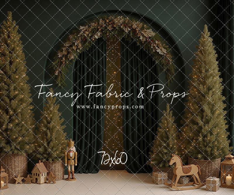 Emerald Christmas Arch - With Sweep Option