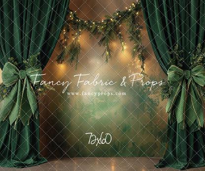 Holiday Curtain Call - With Sweep Option