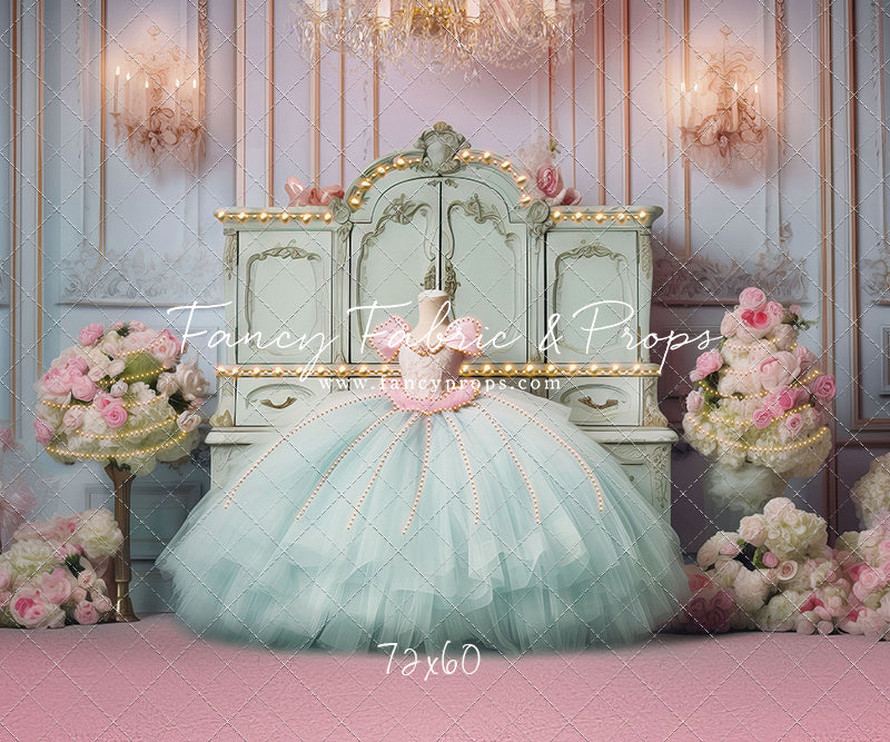 Miss Charlotte - Pink Carpet - With Sweep Option