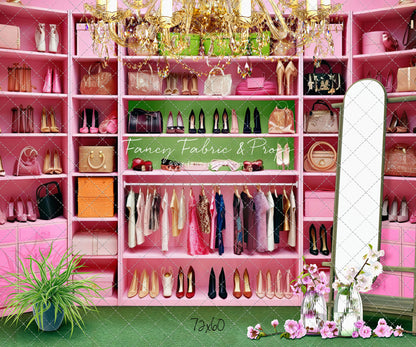 Nikki's Closet - Green Carpet - With Sweep Option