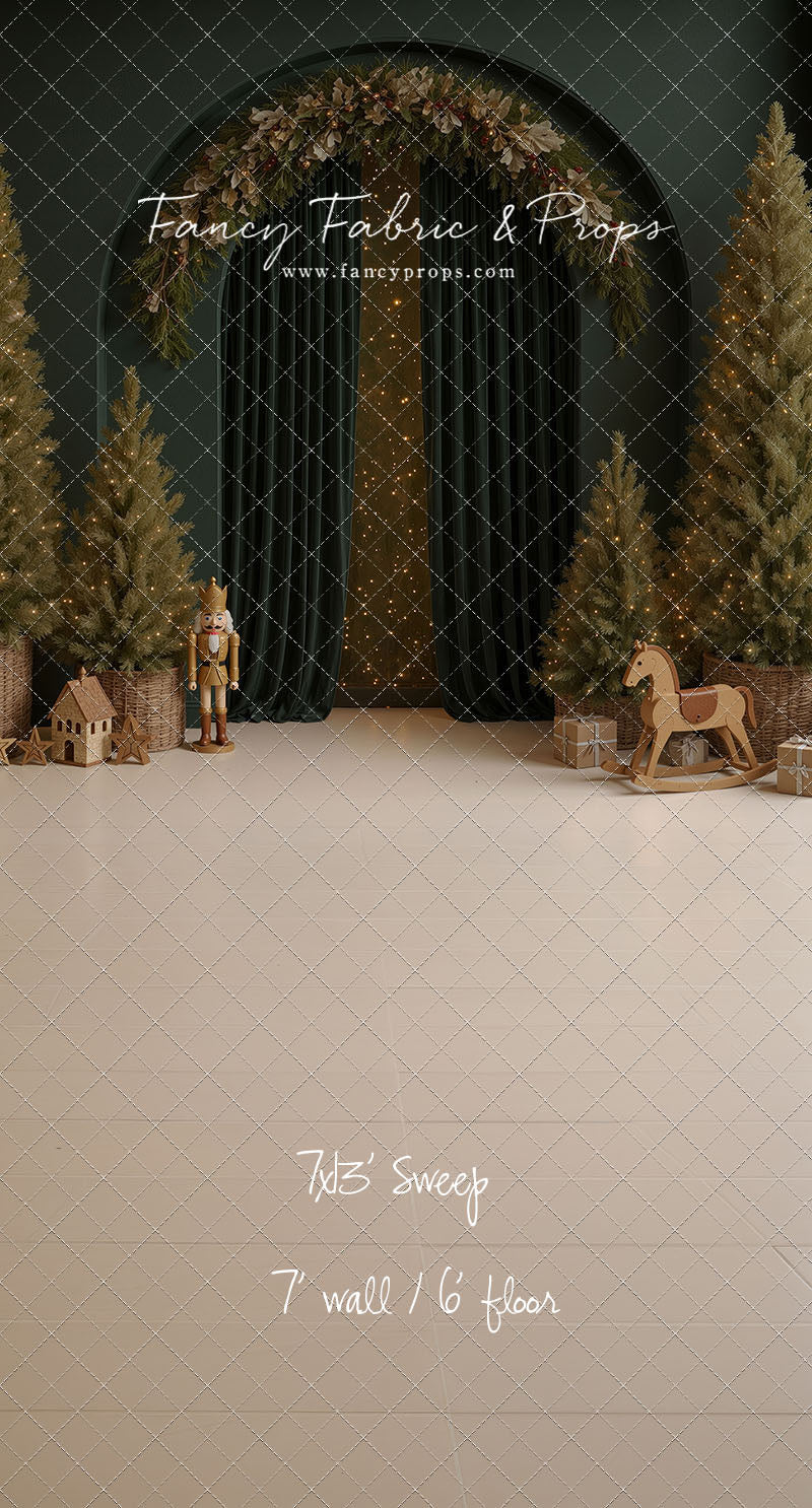 Emerald Christmas Arch - With Sweep Option