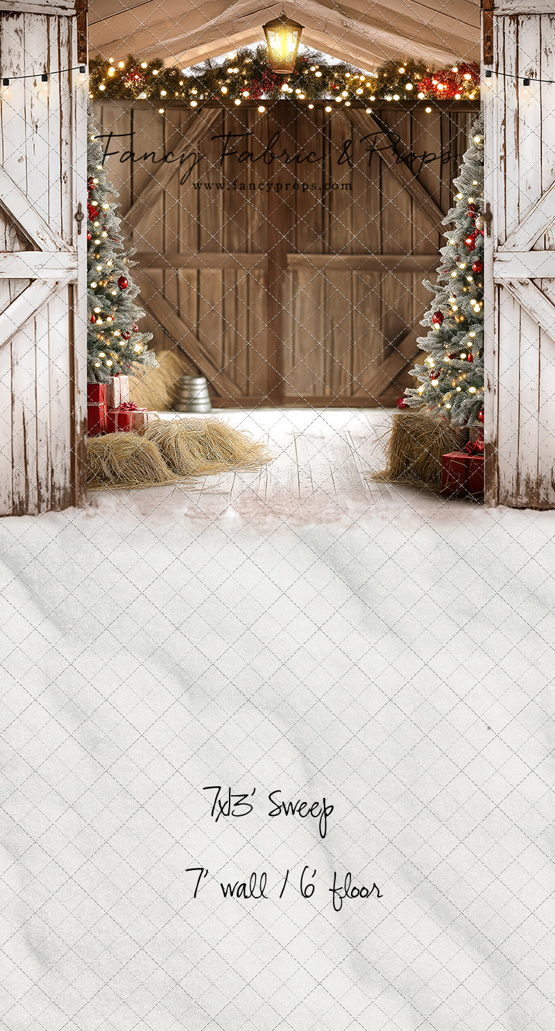 St Nick's Stable - No Reindeer - With Sweep Option