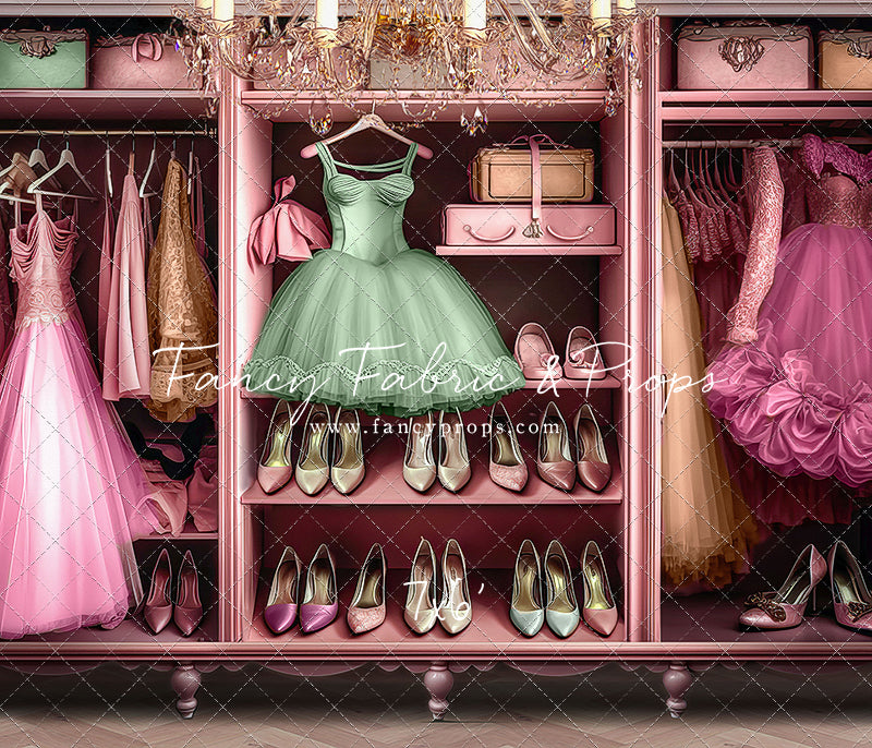 Barbie's Fabulous Wardrobe - Green Dress Option - With Sweep Option