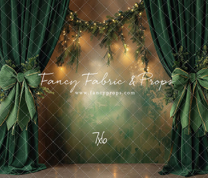 Holiday Curtain Call - With Sweep Option