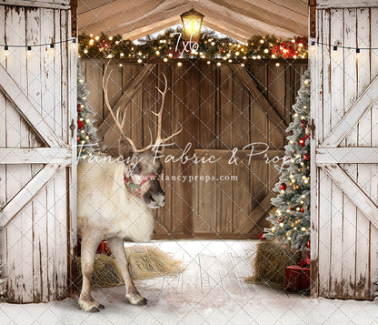 St Nick's Stable - WITH Reindeer - With Sweep Option