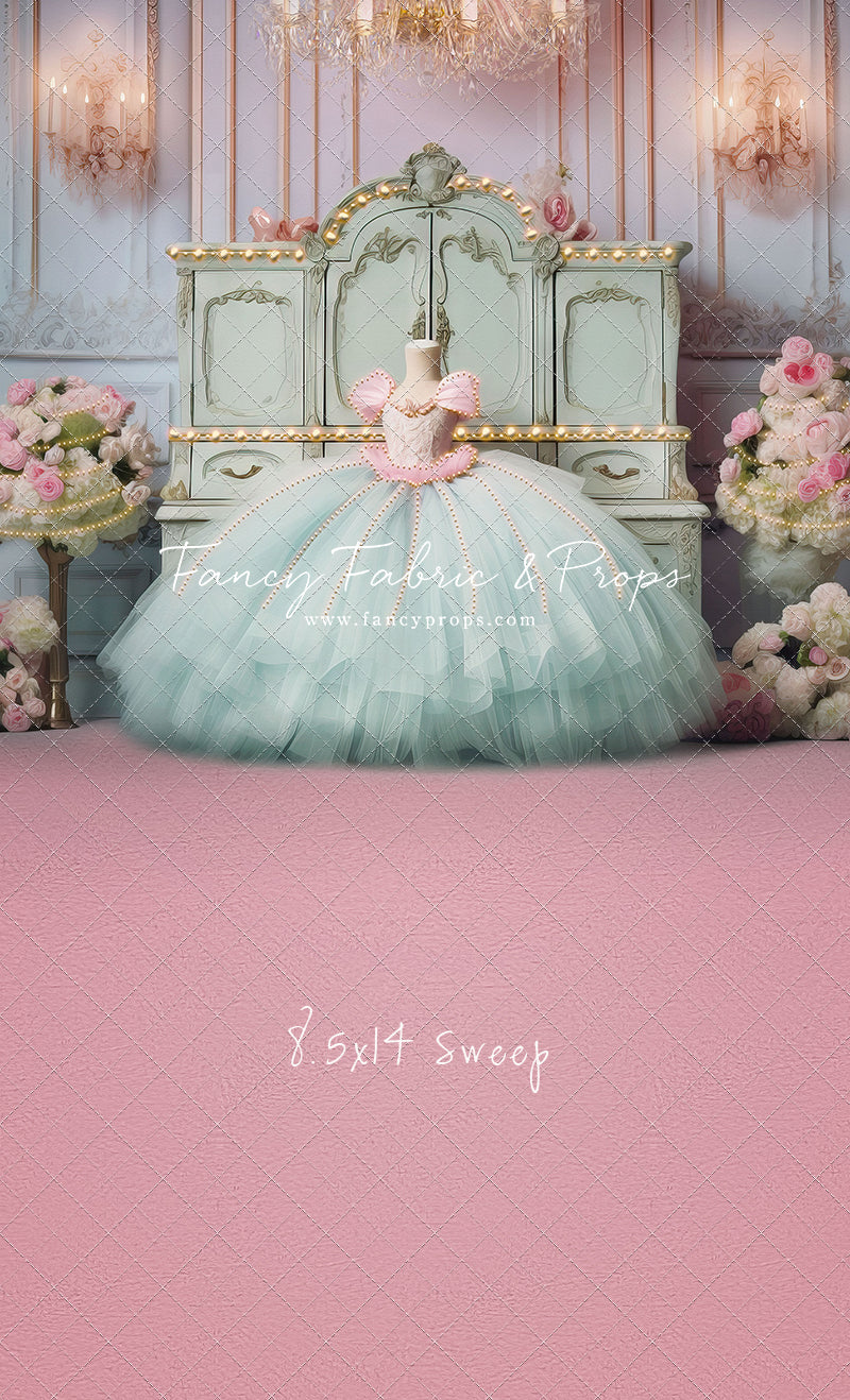 Miss Charlotte - Pink Carpet - With Sweep Option