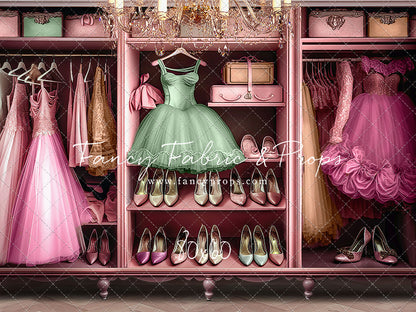 Barbie's Fabulous Wardrobe - Green Dress Option - With Sweep Option