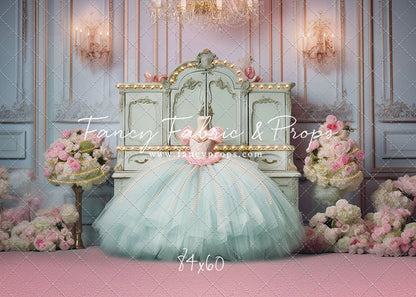 Miss Charlotte - Pink Carpet - With Sweep Option