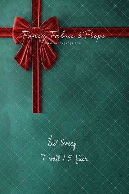 Holly & Velvet - With Sweep Option