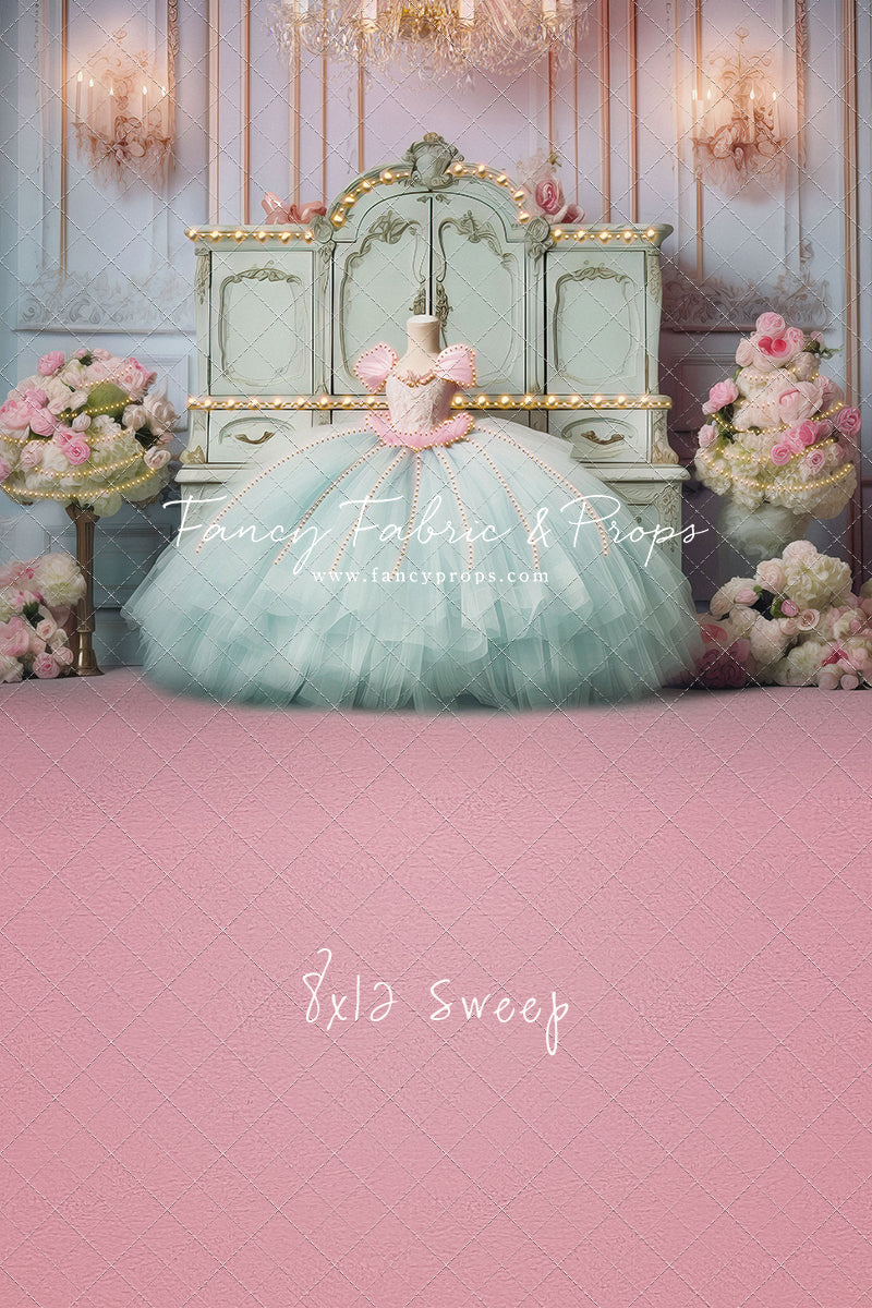 Miss Charlotte - Pink Carpet - With Sweep Option