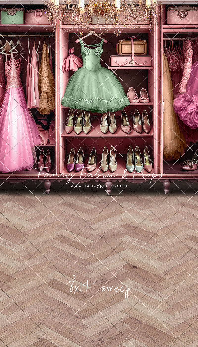 Barbie's Fabulous Wardrobe - Green Dress Option - With Sweep Option