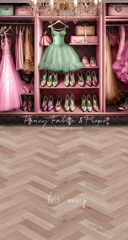 Barbie's Fabulous Wardrobe - Green Dress Option - With Sweep Option