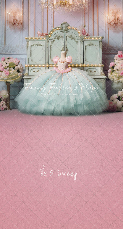 Miss Charlotte - Pink Carpet - With Sweep Option