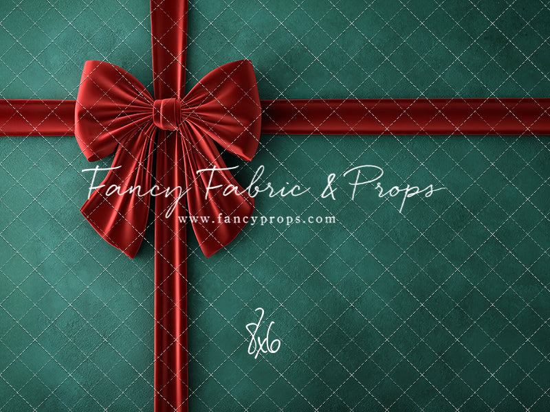 Holly & Velvet - With Sweep Option