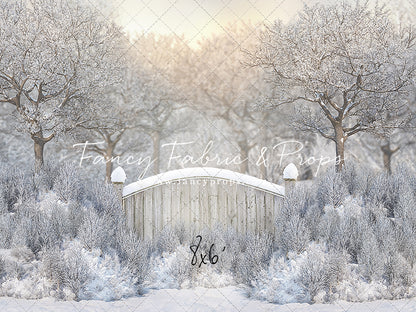 Winter Forest Gate 2pc Mini Room