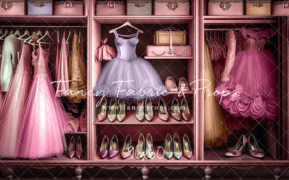 Barbie's Fabulous Wardrobe - Purple Dress Option - With Sweep Option