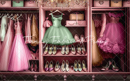Barbie's Fabulous Wardrobe - Green Dress Option - With Sweep Option