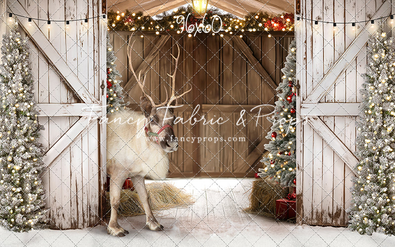 St Nick's Stable - WITH Reindeer - With Sweep Option