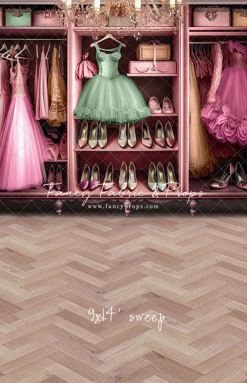 Barbie's Fabulous Wardrobe - Green Dress Option - With Sweep Option