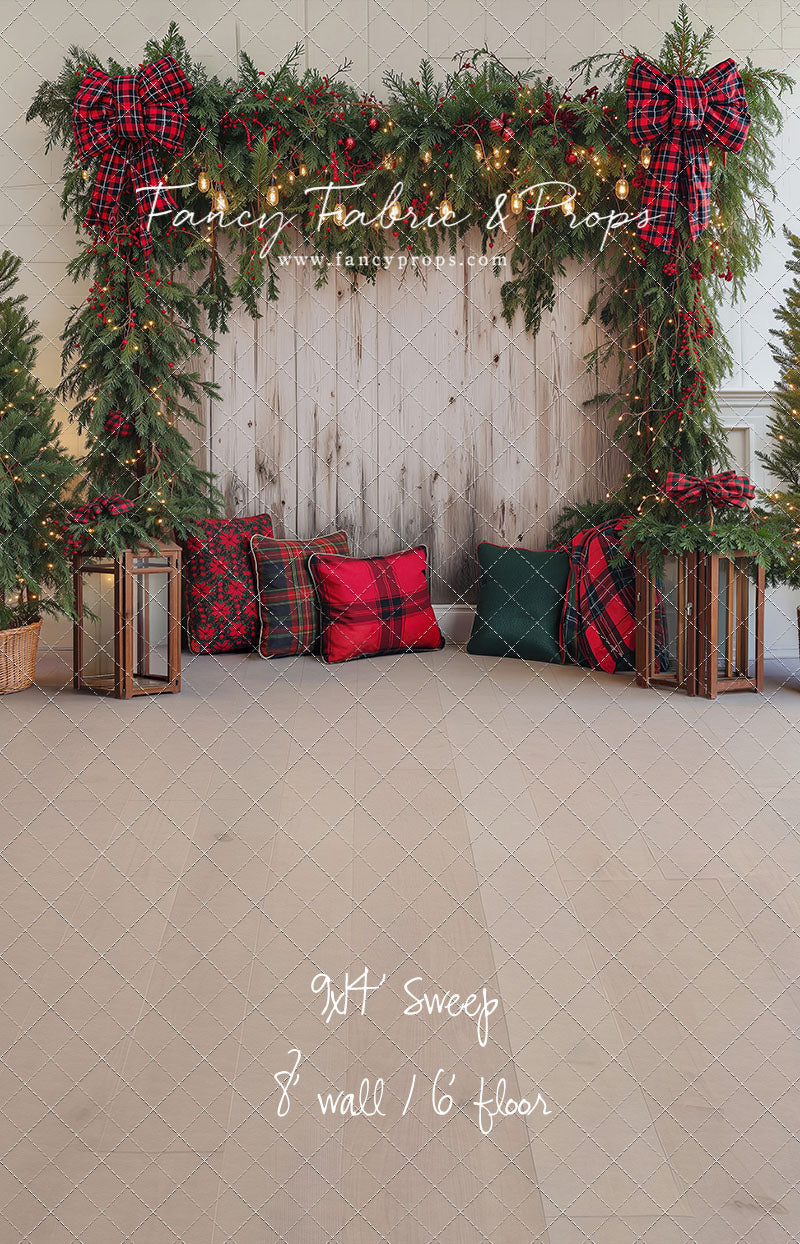 Classic Christmas Garland Wall - With Sweep Option