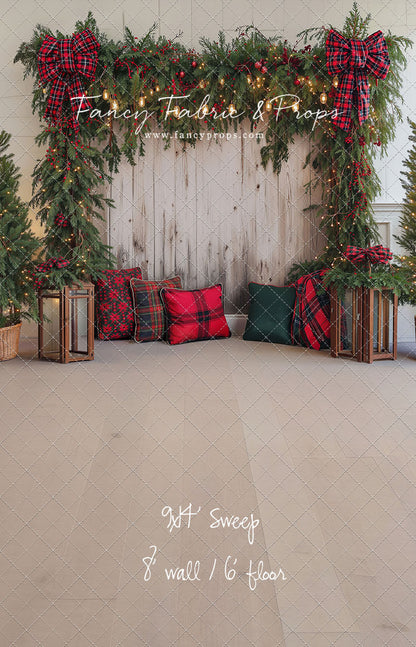 Classic Christmas Garland Wall - With Sweep Option