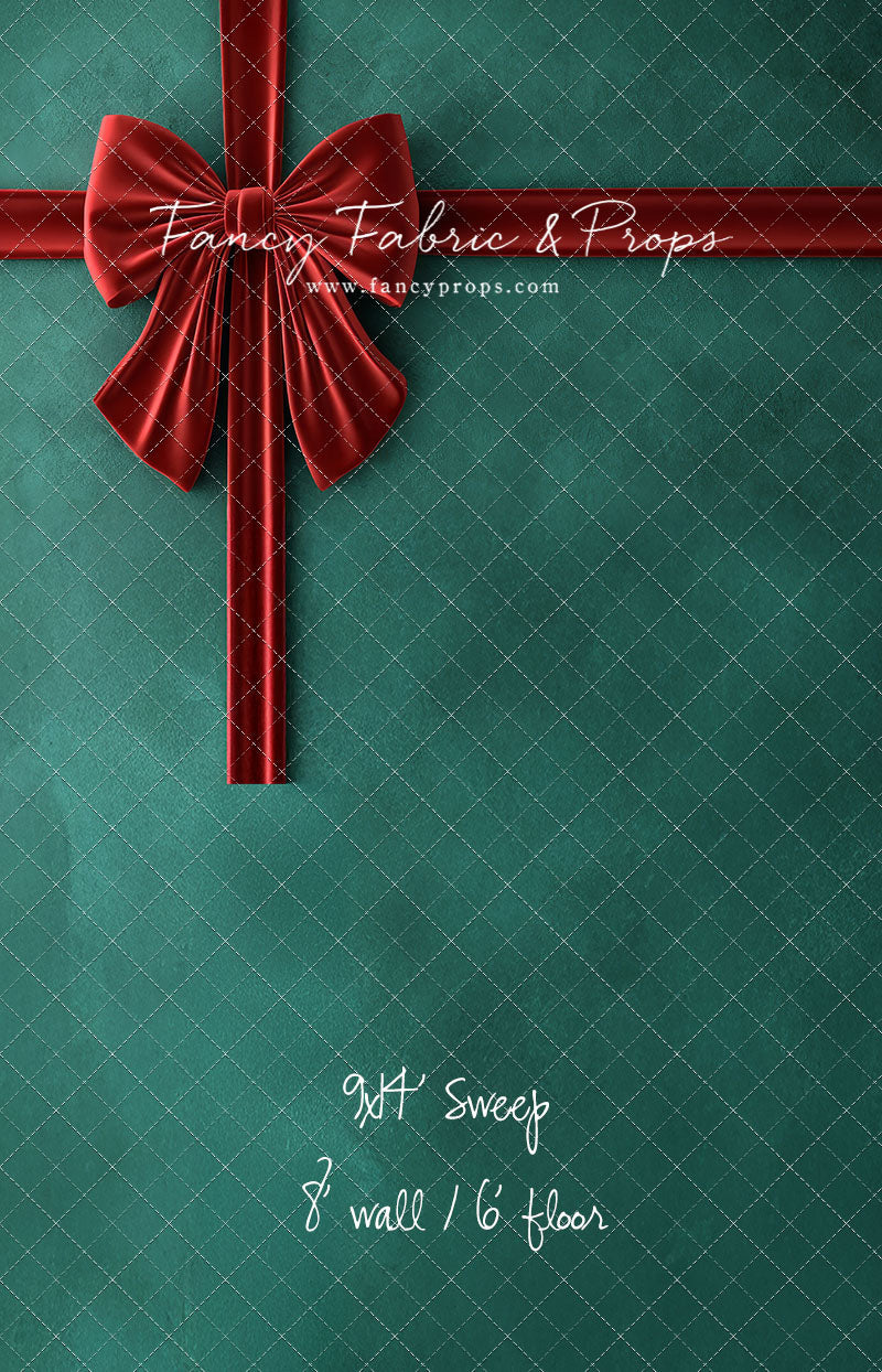 Holly & Velvet - With Sweep Option