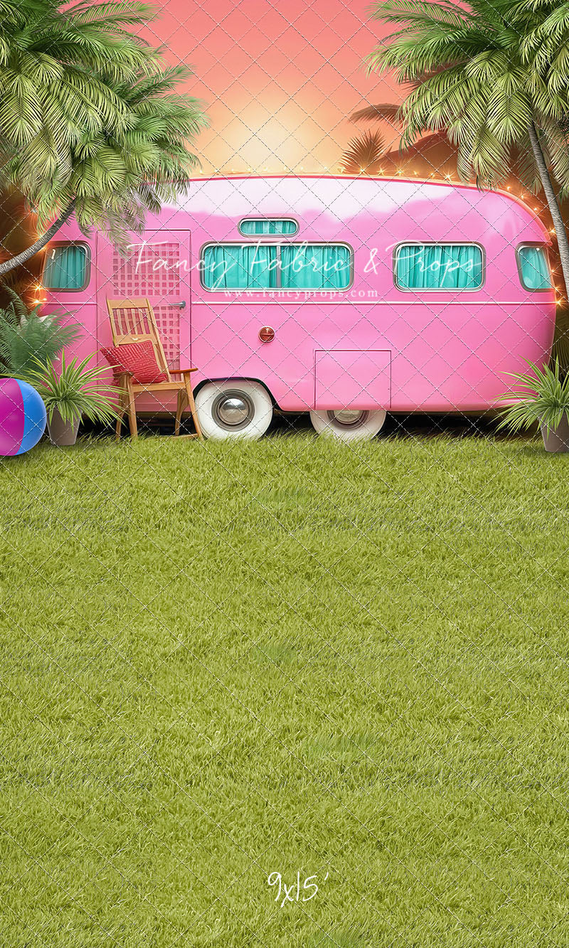 Barbie's Glamper Getaway - Grass Floor - With Sweep Option
