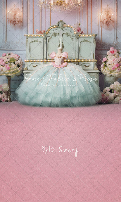 Miss Charlotte - Pink Carpet - With Sweep Option
