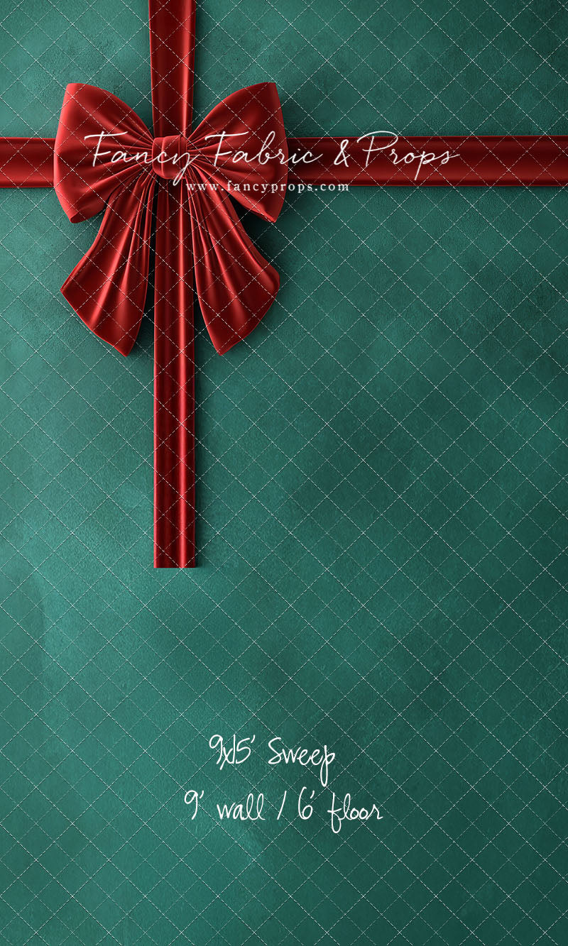 Holly & Velvet - With Sweep Option