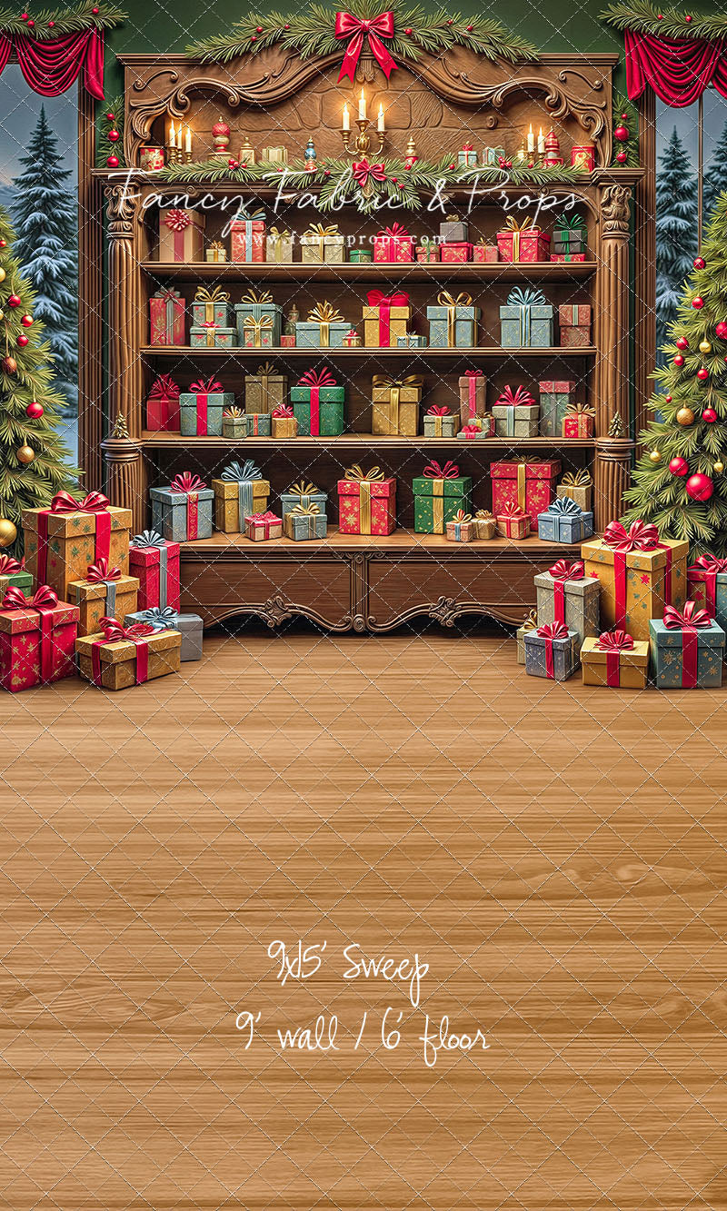 RTS Christmas Curio Cabinet - 9x15' Sweep Sweep Essential Stretch - NEW - 50% Off