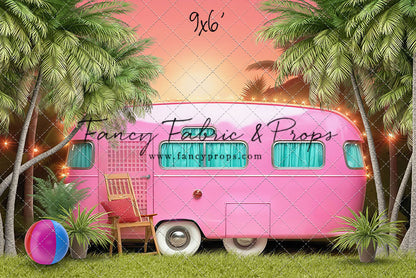 Barbie's Glamper Getaway - Grass Floor - With Sweep Option