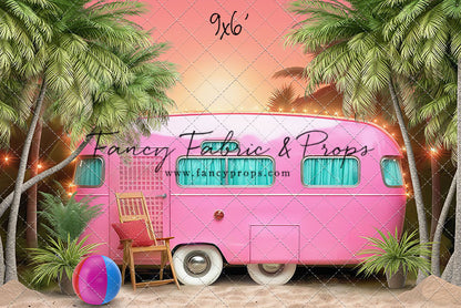 Barbie's Glamper Getaway - Sand Floor - With Sweep Option