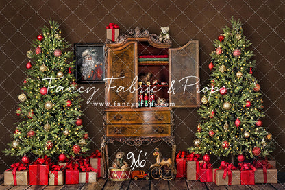 Cabinet of Yuletide Wonder