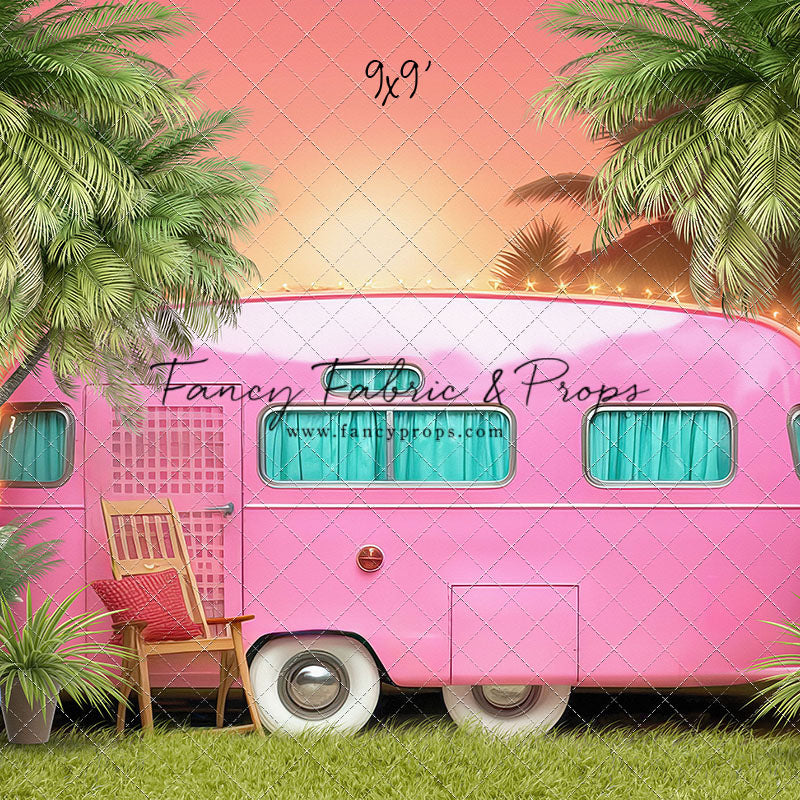 Barbie's Glamper Getaway - Grass Floor - With Sweep Option