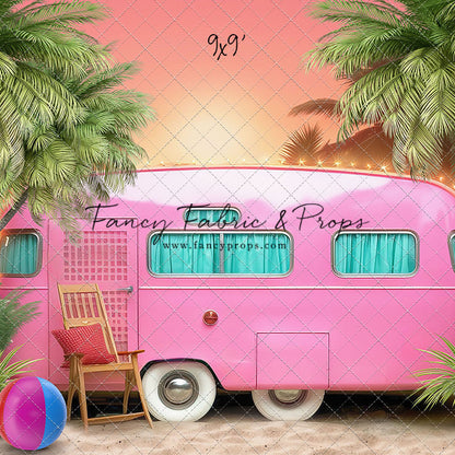 Barbie's Glamper Getaway - Sand Floor - With Sweep Option