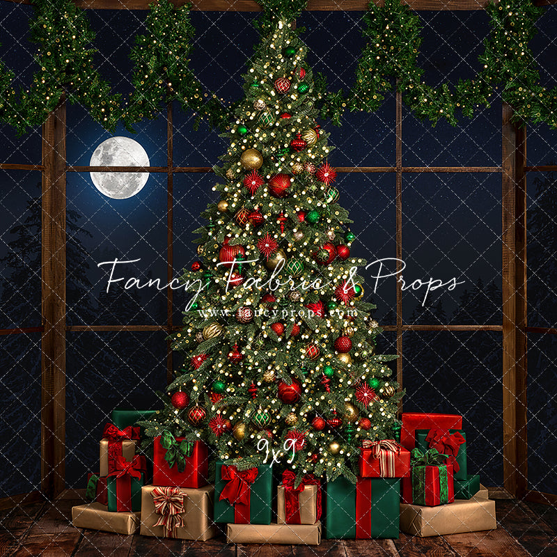 Christmas Bay Window - With Garland