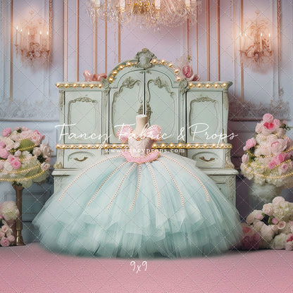 Miss Charlotte - Pink Carpet - With Sweep Option