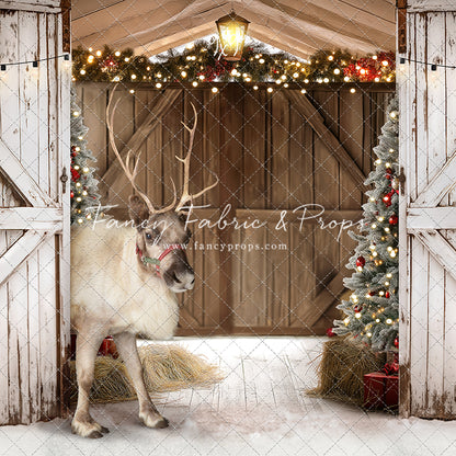 St Nick's Stable - WITH Reindeer - With Sweep Option