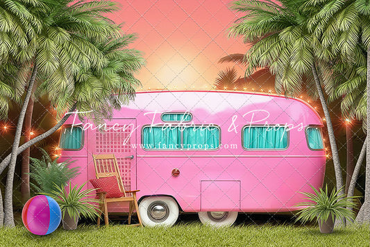 Barbie's Glamper Getaway - Grass Floor - With Sweep Option