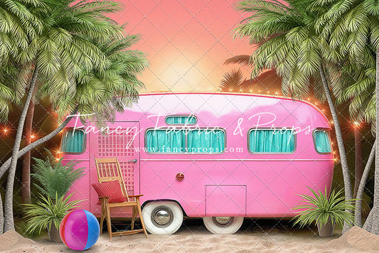 Barbie's Glamper Getaway - Sand Floor - With Sweep Option