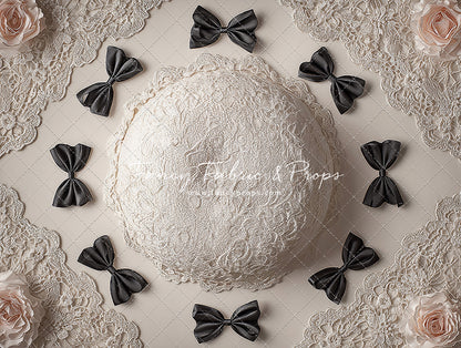 Cameo Charm - Petite