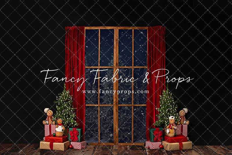 Gingerbread Mantle Window