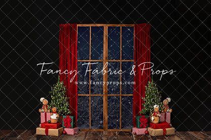 Gingerbread Mantle Window