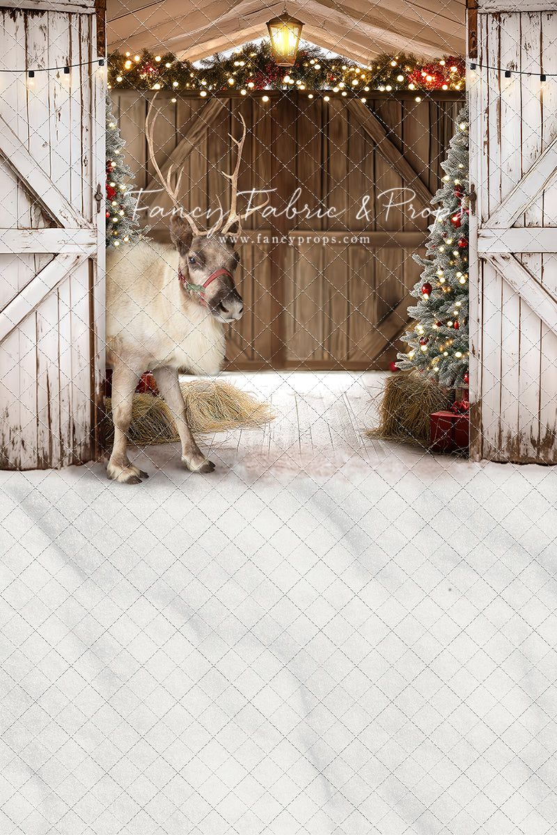 St Nick's Stable - WITH Reindeer - With Sweep Option